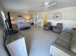 King's Bay Lodge