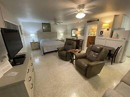 King's Bay Lodge