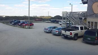 Seaview Pier and Motel