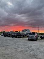 Seaview Pier and Motel