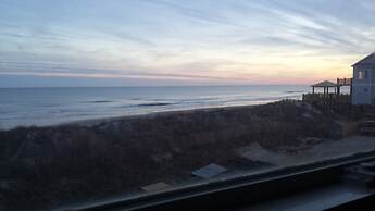 Seaview Pier and Motel