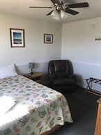 Seaview Pier and Motel