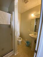 Seaview Pier and Motel