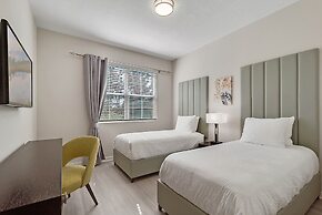 Vista Cay by Orlando Resort Rentals on Universal Boulevard