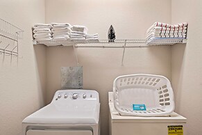 Vista Cay by Orlando Resort Rentals on Universal Boulevard