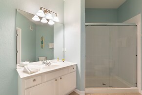 Vista Cay by Orlando Resort Rentals on Universal Boulevard