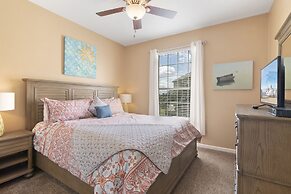 Vista Cay by Orlando Resort Rentals on Universal Boulevard
