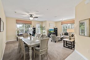 Vista Cay by Orlando Resort Rentals on Universal Boulevard