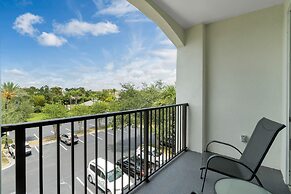 Vista Cay by Orlando Resort Rentals on Universal Boulevard
