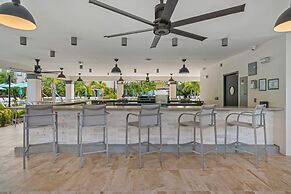 Vista Cay by Orlando Resort Rentals on Universal Boulevard