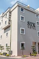 Six Hotel Guadalajara Expiatorio