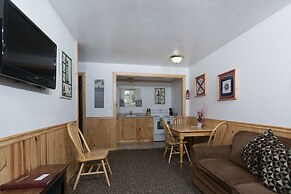 Park Motel and Cabins