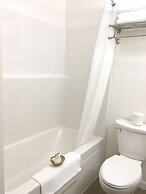 Park Motel and Cabins