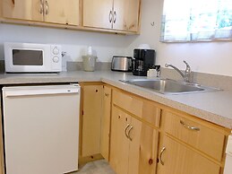 Park Motel and Cabins