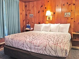 Park Motel and Cabins