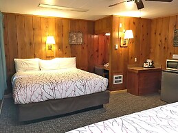 Park Motel and Cabins