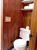 Park Motel and Cabins