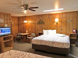 Park Motel and Cabins