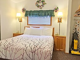 Park Motel and Cabins