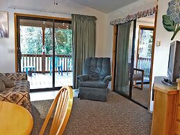 Park Motel and Cabins