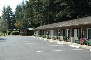 Park Motel and Cabins