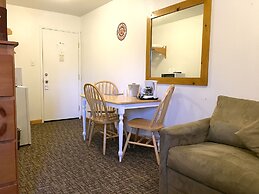 Park Motel and Cabins