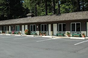 Park Motel and Cabins