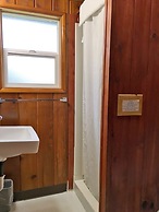 Park Motel and Cabins