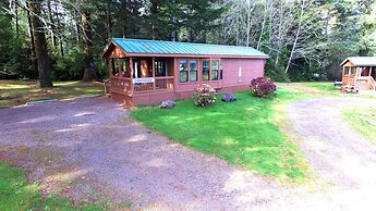 Park Motel and Cabins