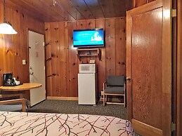 Park Motel and Cabins