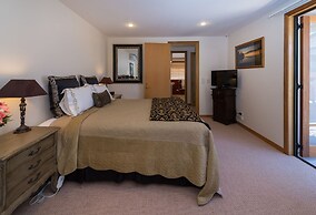 The Flying Trout Boutique Lodge