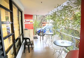 Travelbee Business Inn