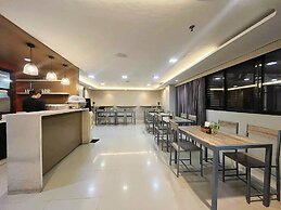 Travelbee Business Inn