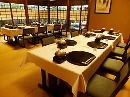 Yufuin Kutsurogi no Yado Nanakawa