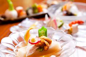 Yufuin Kutsurogi no Yado Nanakawa