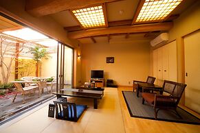 Yufuin Kutsurogi no Yado Nanakawa