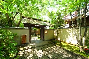 Yufuin Kutsurogi no Yado Nanakawa