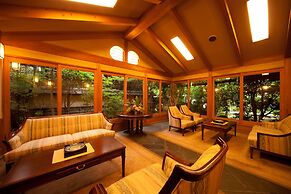 Yufuin Kutsurogi no Yado Nanakawa