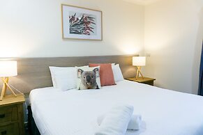 Port Stephens Koala Sanctuary