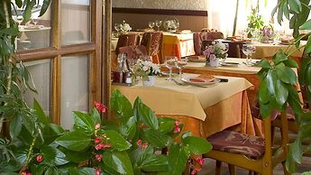 Hotel Le Commerce