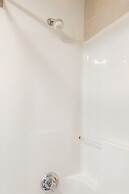 OYO Hotel East Macon I-75