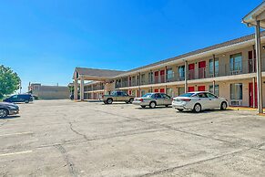 OYO Hotel East Macon I-75