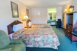 OYO Hotel East Macon I-75