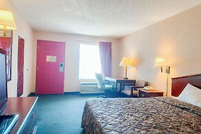 OYO Hotel East Macon I-75