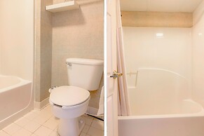 OYO Hotel East Macon I-75