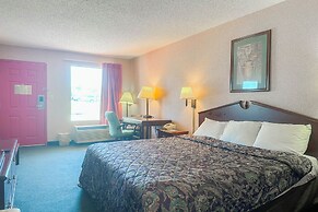 OYO Hotel East Macon I-75