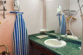 OYO Hotel East Macon I-75