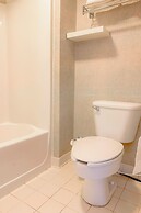 OYO Hotel East Macon I-75