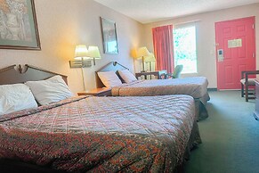 OYO Hotel East Macon I-75