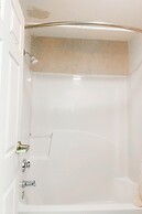 OYO Hotel East Macon I-75